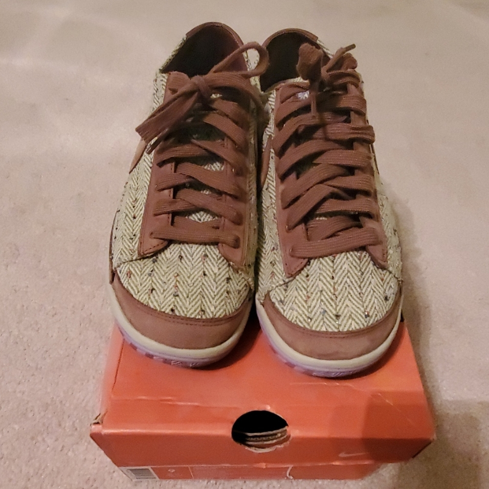 Womens Nike Blazer Low Premium